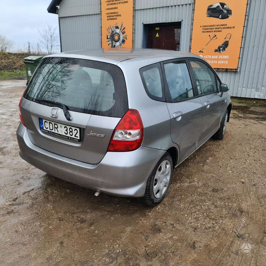 Honda Jazz dalimis