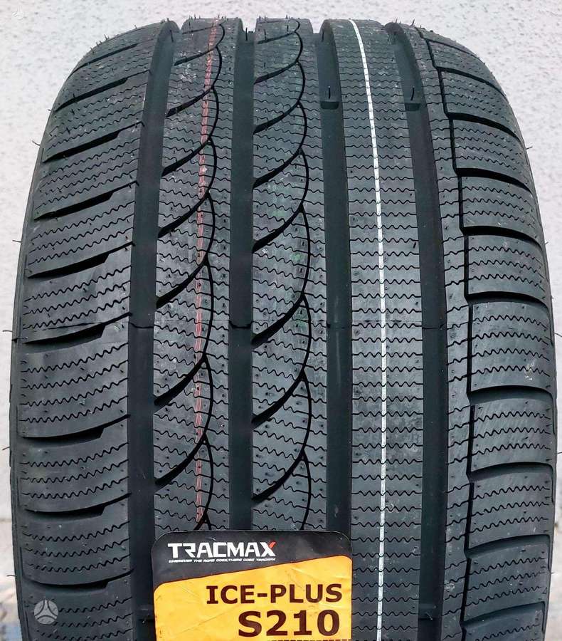 Nereus Tracmax, universalios 235/50 R18
