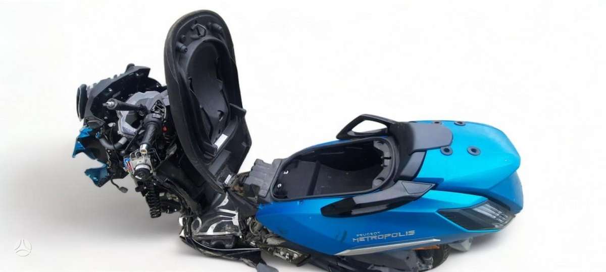 Peugeot Metropolis, scooters / mopeds