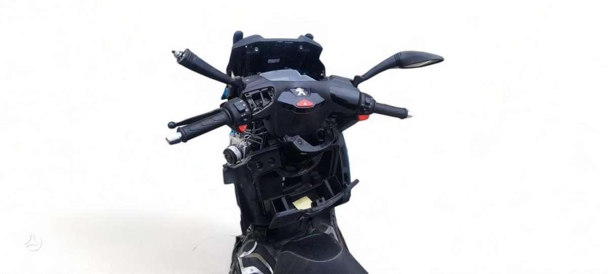 Peugeot Metropolis, scooters / mopeds
