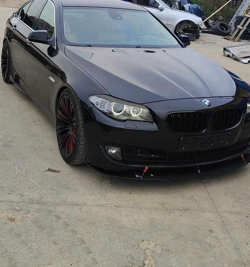 BMW 530 rezerves daļās