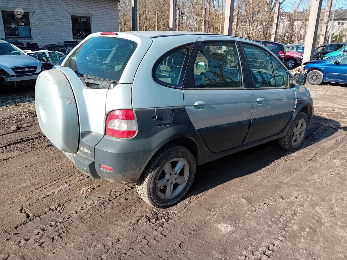 Renault Scenic RX4 rezerves daļās
