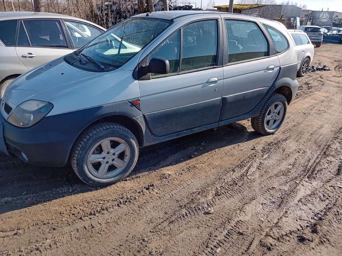 Renault Scenic RX4 по частям