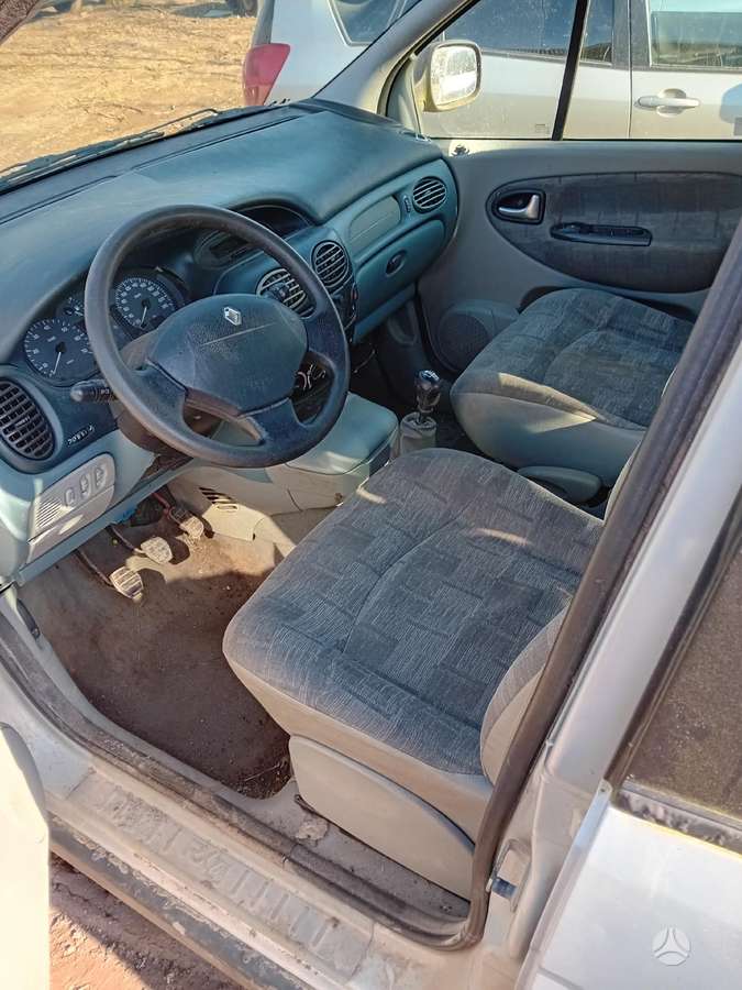 Renault Scenic RX4 по частям