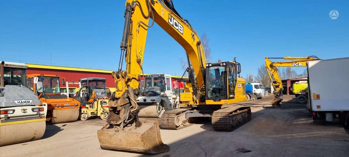 JCB 220 XL, ekskavatori