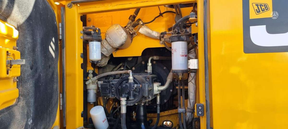 JCB 220 XL, ekskavatori