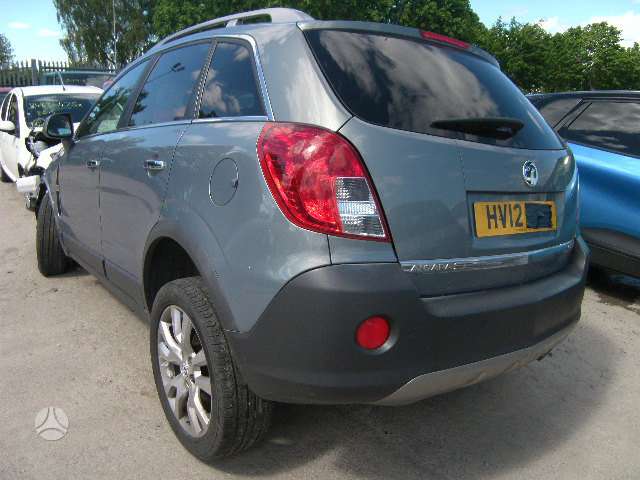 Opel Antara Angliskas automobilis