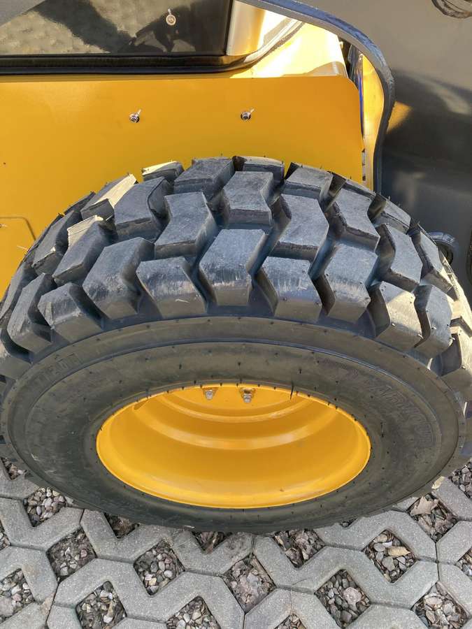 LIUGONG 385B, mini loaders