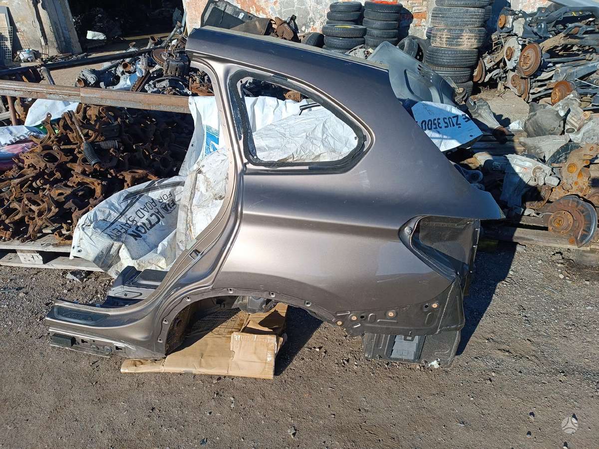 BMW X1, F48, по частям