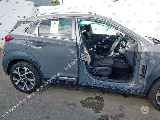 Hyundai Kona по частям