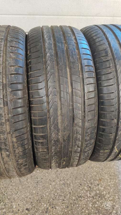 Pirelli Scorpion, summer 255/45 R19
