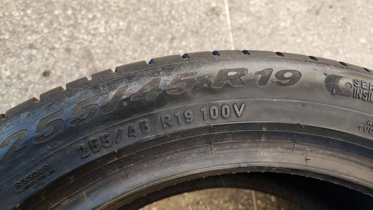 Pirelli Scorpion, summer 255/45 R19