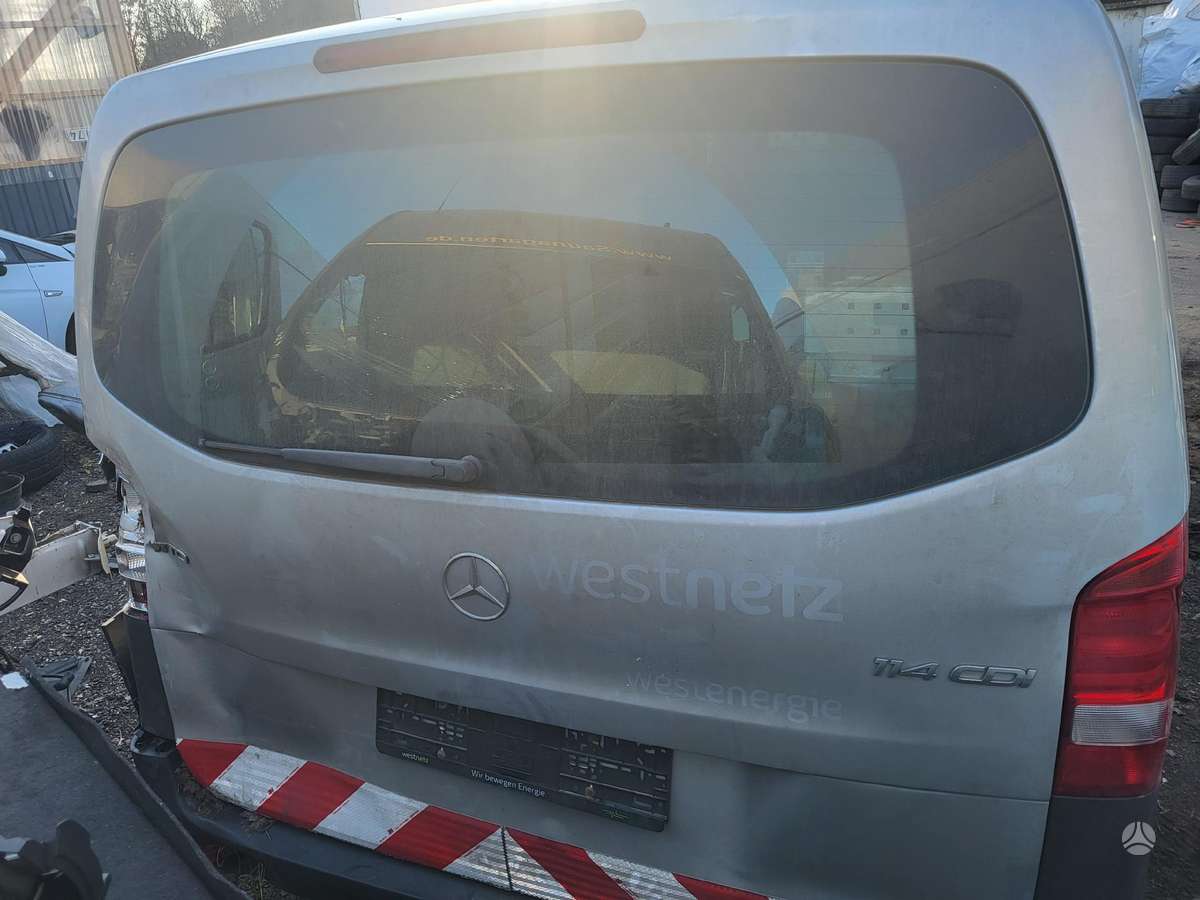 Mercedes-Benz Vito dalimis