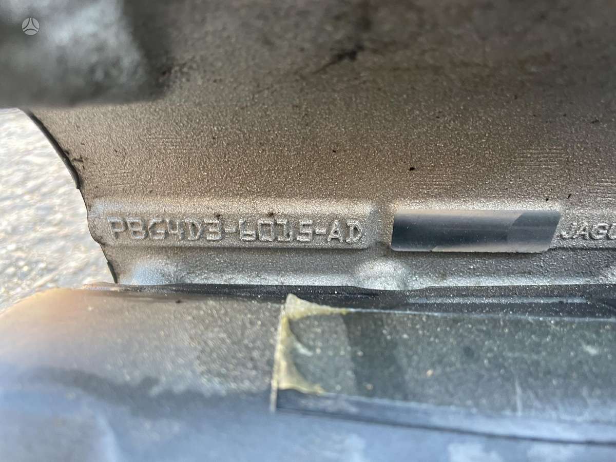 Jaguar XE, Pbg4d3-6015-ad, детали двигателя