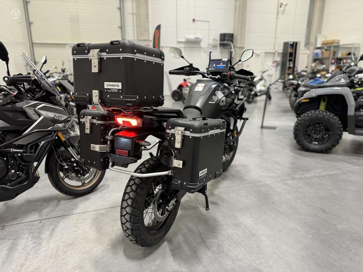 CFMOTO 800 Explore 800cc, touring / sport touring
