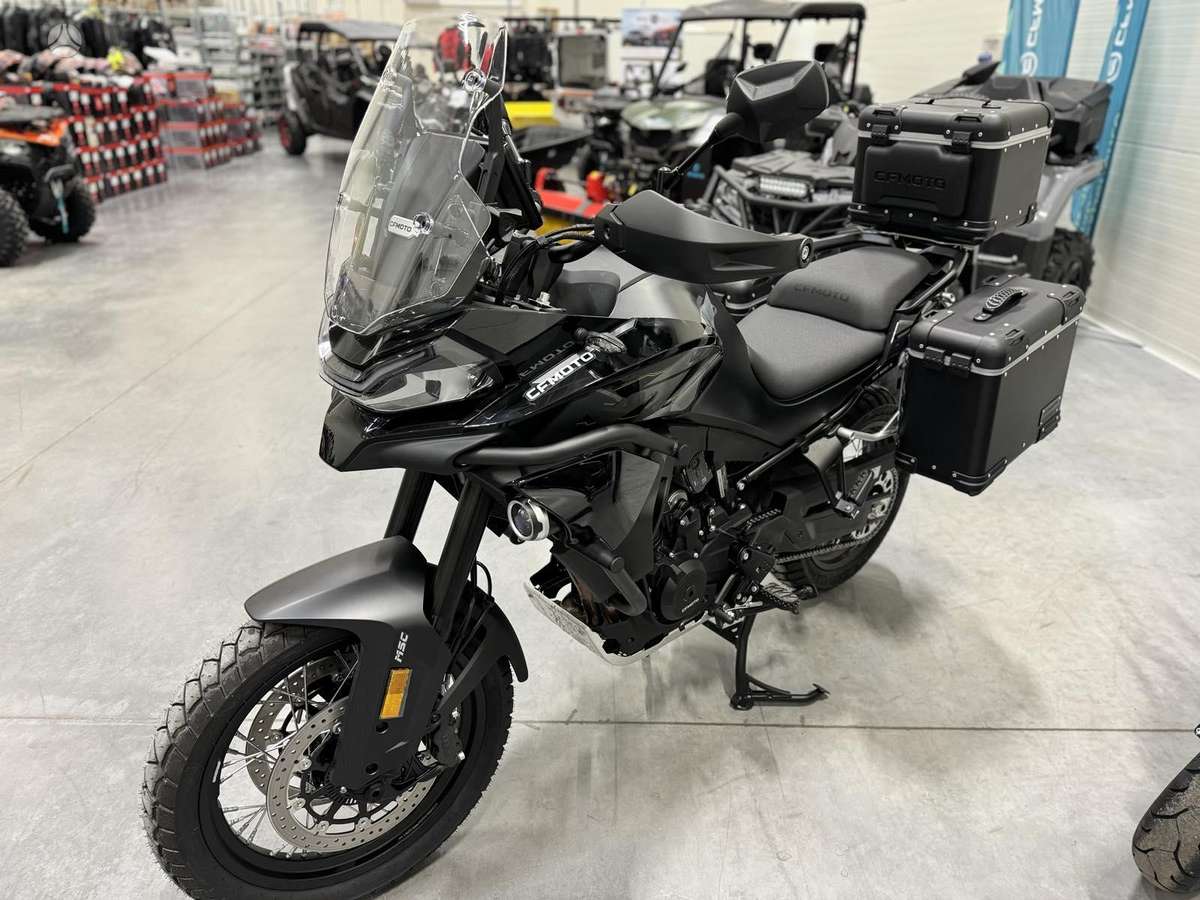 CFMOTO 800 Explore 800cc, touring / sport touring
