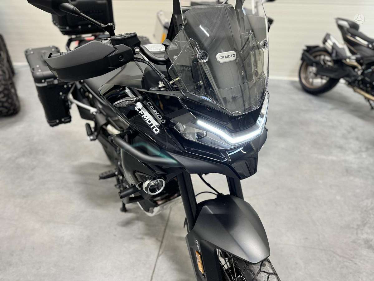 CFMOTO 800 Explore 800cc, touring / sport touring