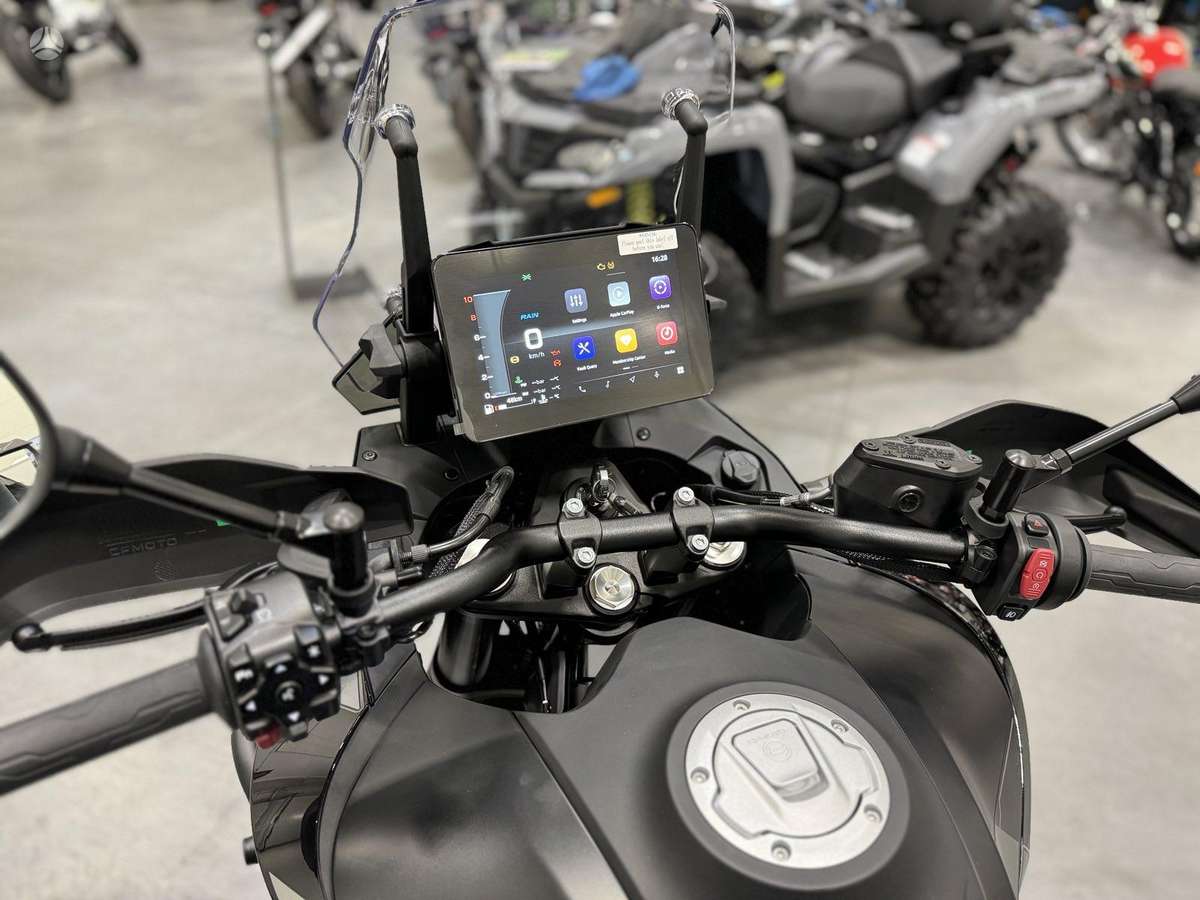 CFMOTO 800 Explore 800cc, touring / sport touring
