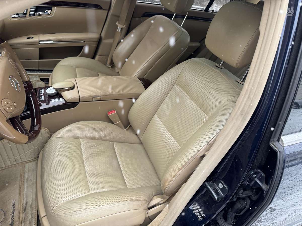 Mercedes-Benz S550 Visas dalimis