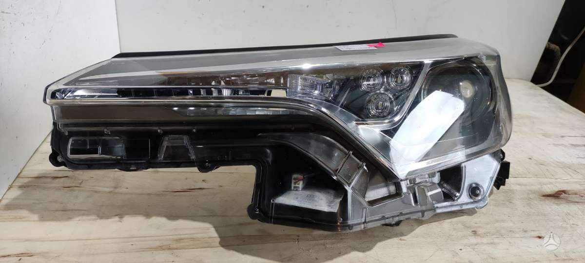 Toyota C-HR, 81150F4031, Cen13960