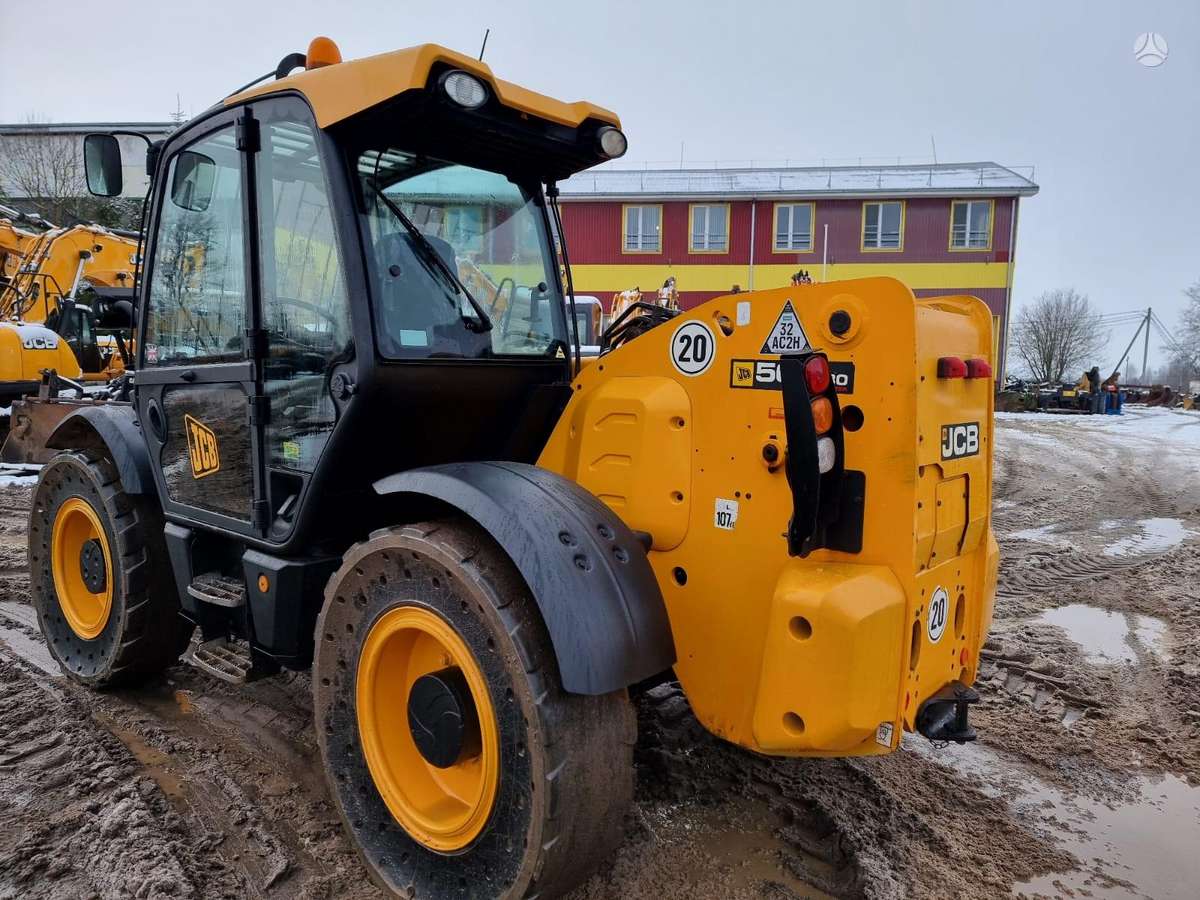 JCB 560-80WM, telescopic handler