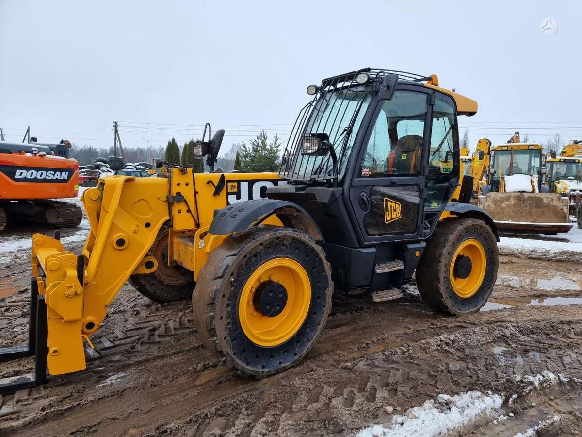 JCB 560-80WM, telescopic handler