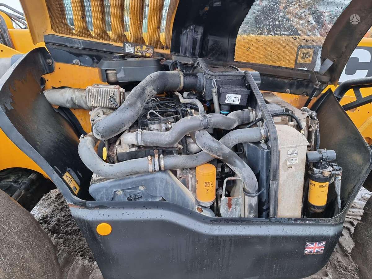 JCB 560-80WM, telescopic handler