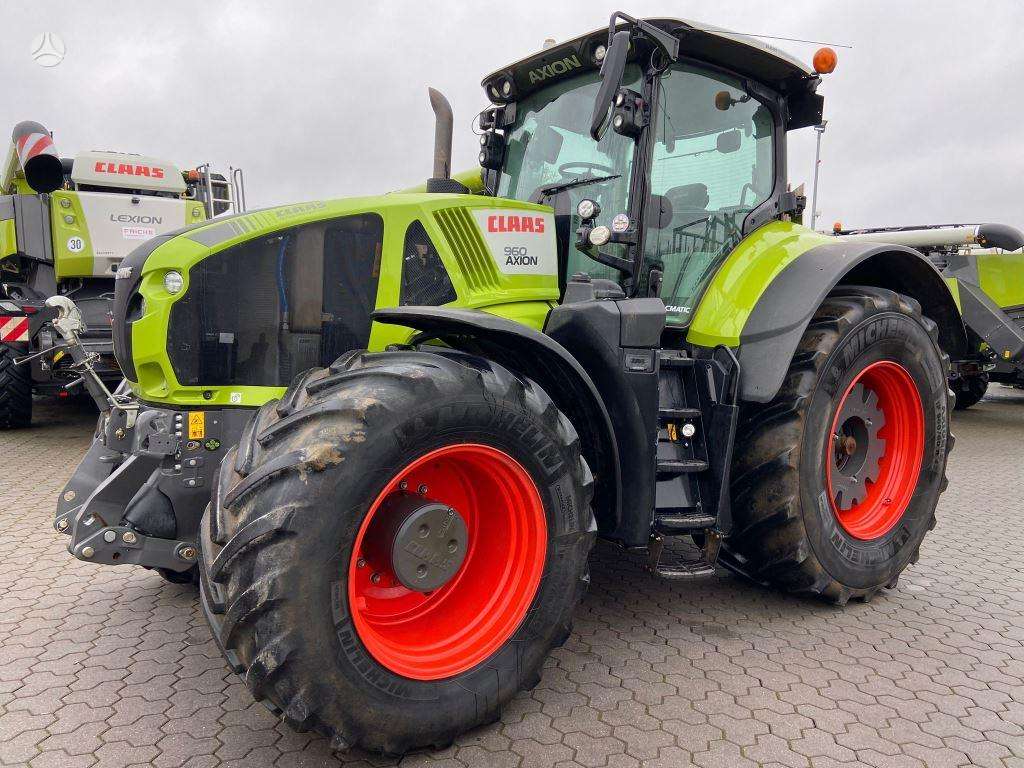 Claas Axion 960, tractors