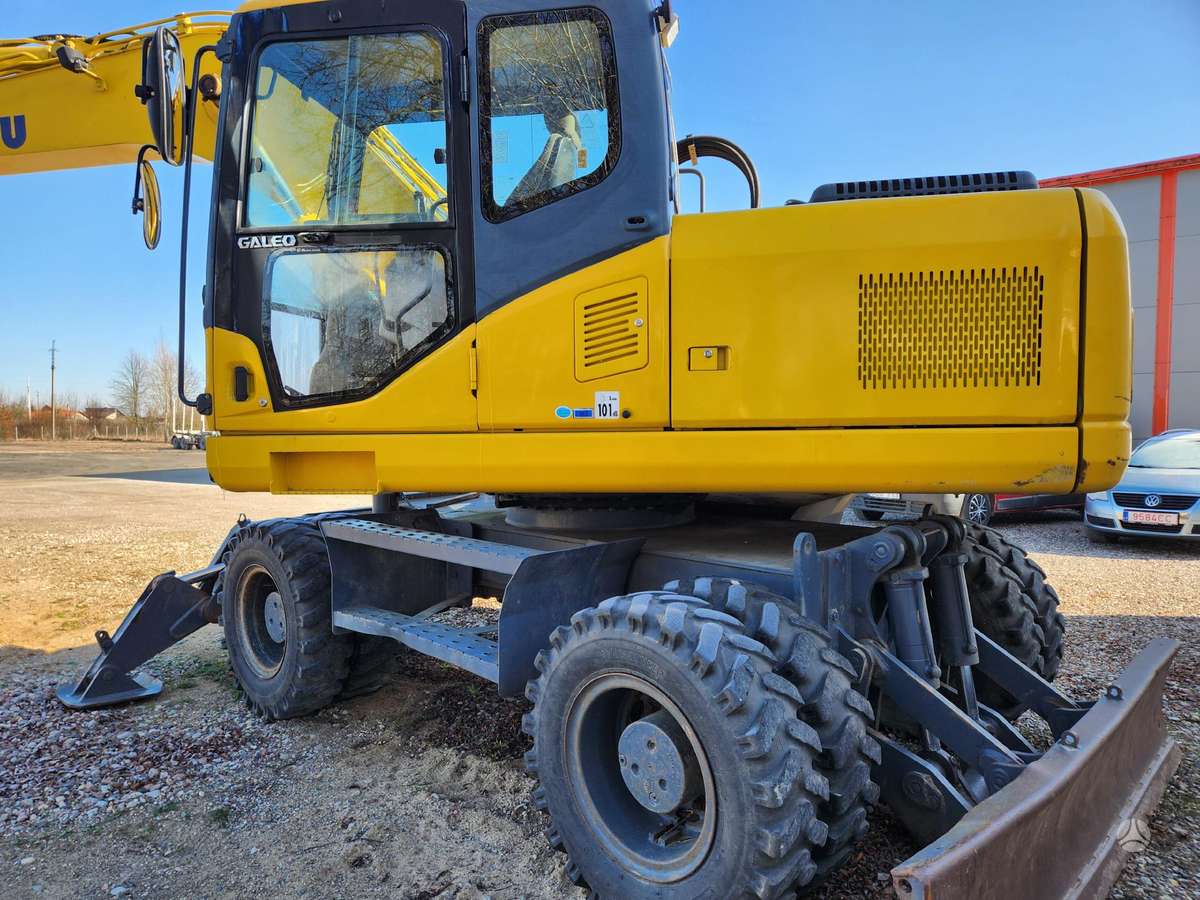 Komatsu PW 160-7, экскаваторы