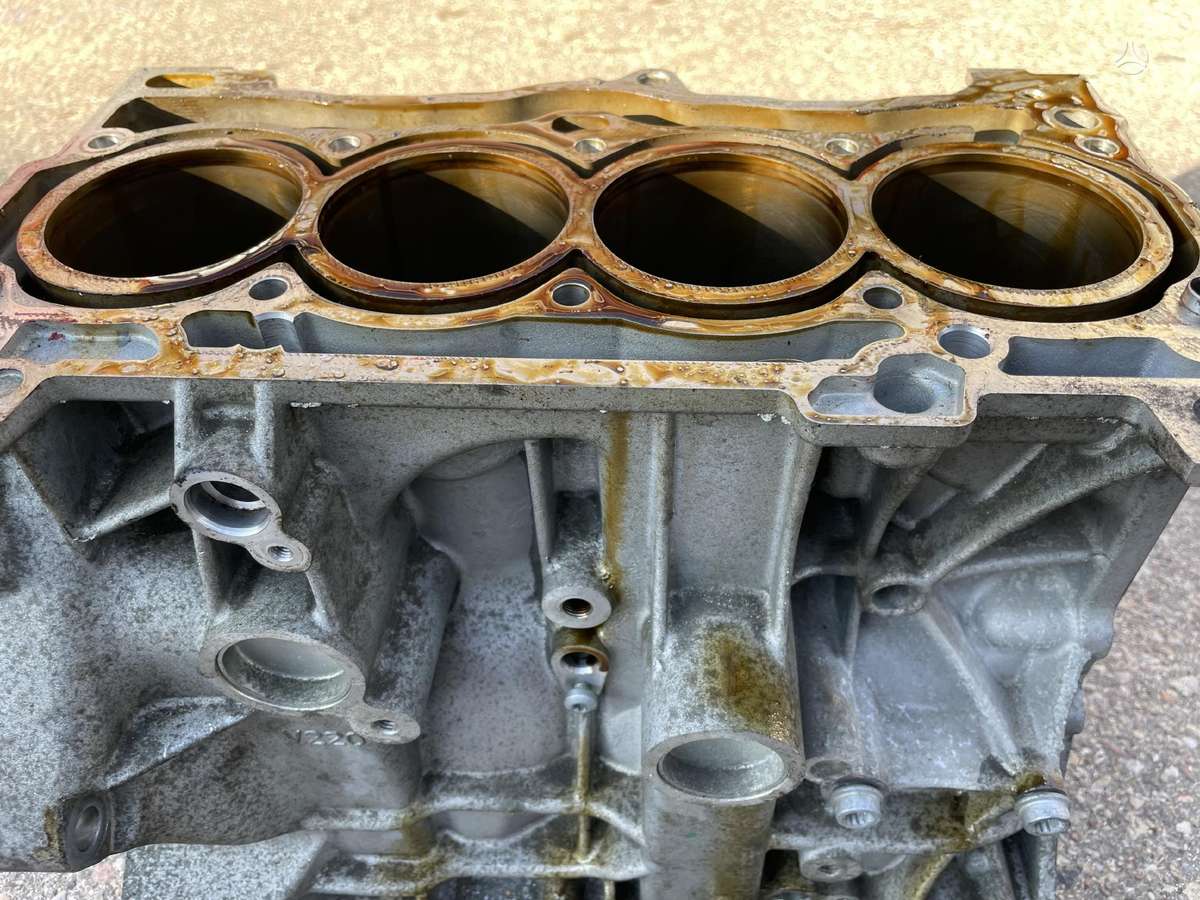 Volkswagen Golf, CZE, детали двигателя