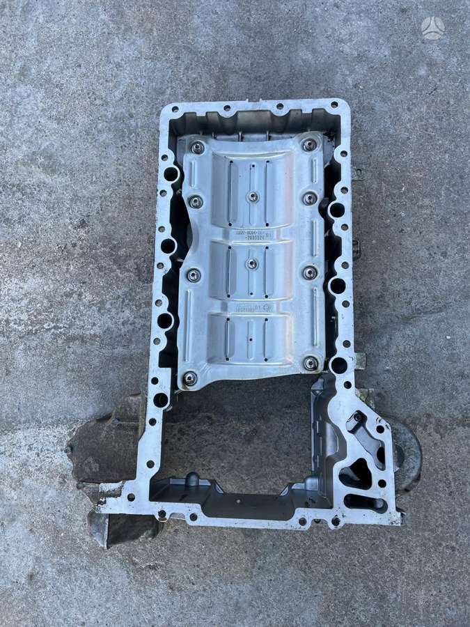 BMW 7 serija, 7570685, детали двигателя