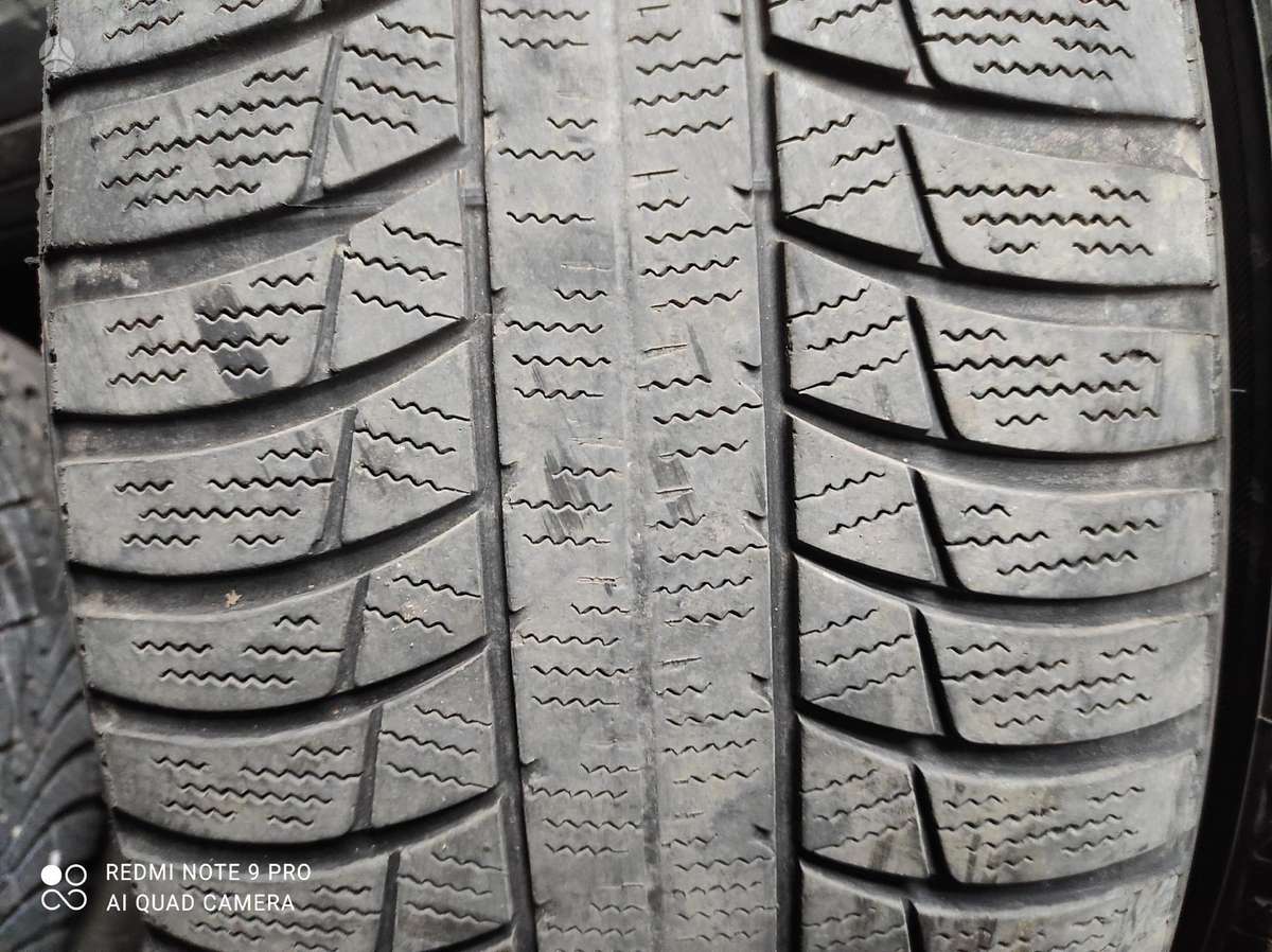 Semperit, winter 235/45 R17