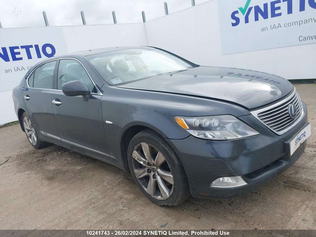 Lexus LS 600h