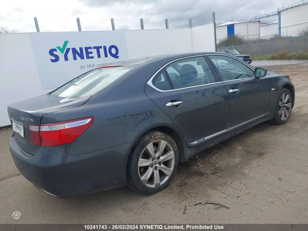 Lexus LS 600h