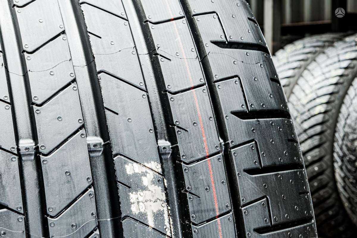 Pirelli P Zero 4 PNCS (BMW), летние 315/35 R22