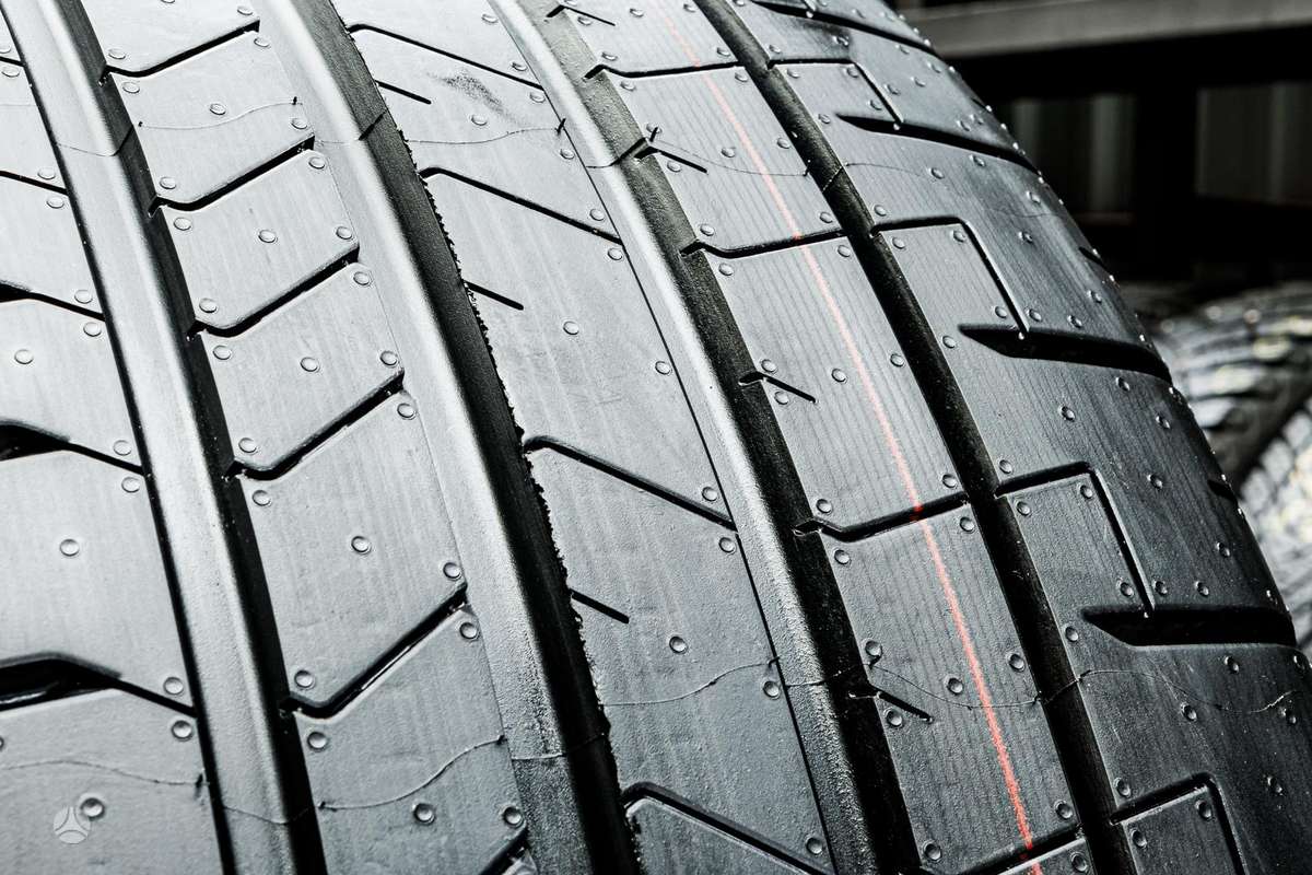 Pirelli P Zero 4 PNCS (BMW), summer 315/35 R22