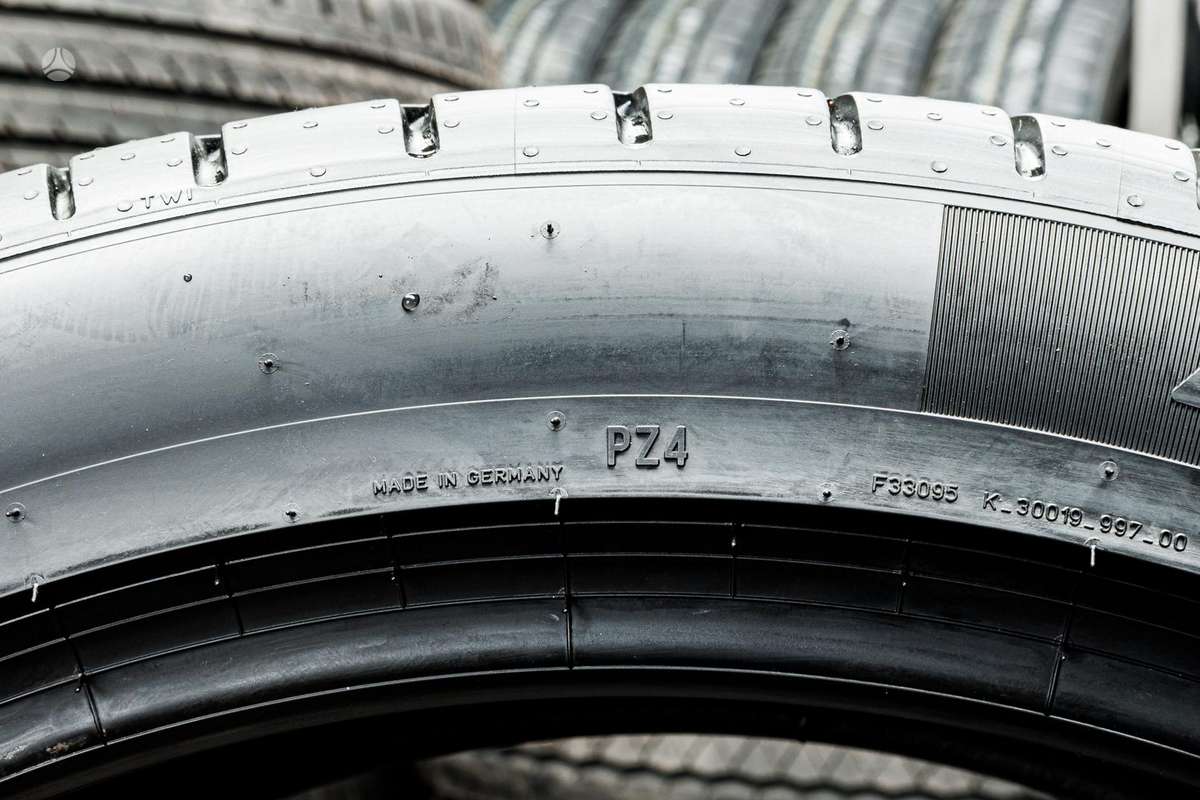 Pirelli P Zero 4 PNCS (BMW), summer 315/35 R22
