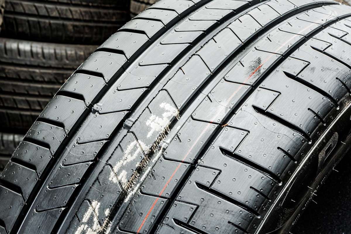 Pirelli P Zero 4 PNCS (BMW), летние 315/35 R22