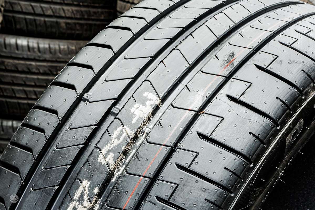 Pirelli P Zero 4 PNCS (BMW), summer 315/35 R22