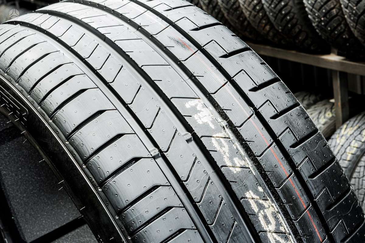 Pirelli P Zero 4 PNCS (BMW), summer 315/35 R22