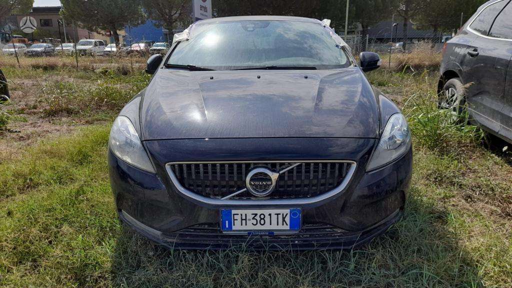 Volvo V40 по частям