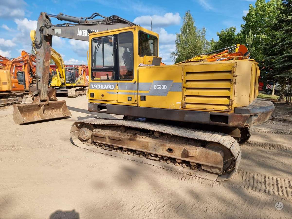 Volvo EC200L, excavator