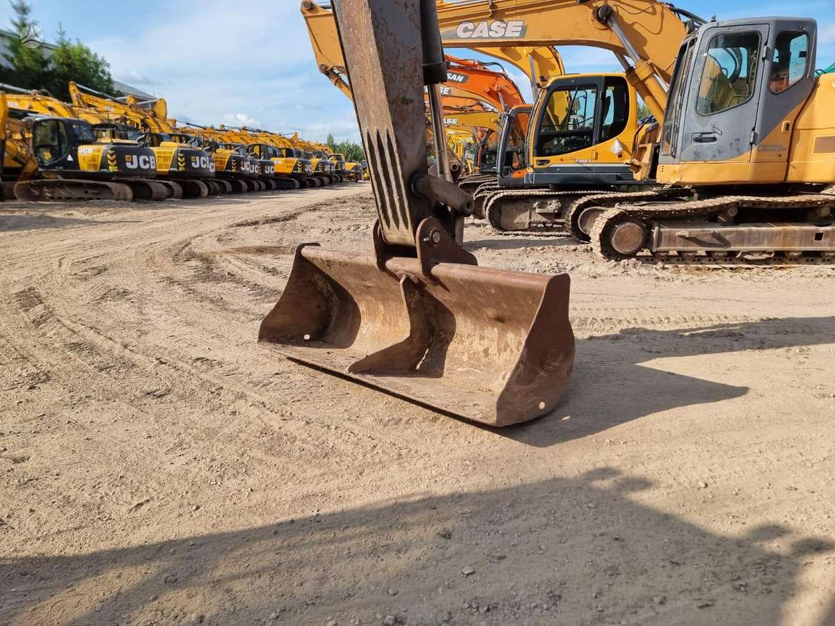 Volvo EC200L, excavator