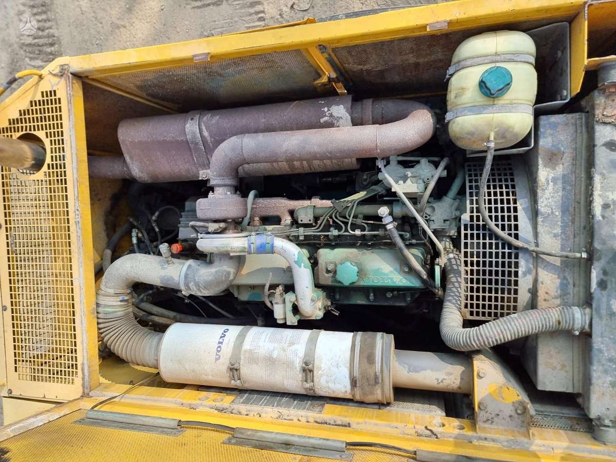 Volvo EC200L, ekskavatoriai