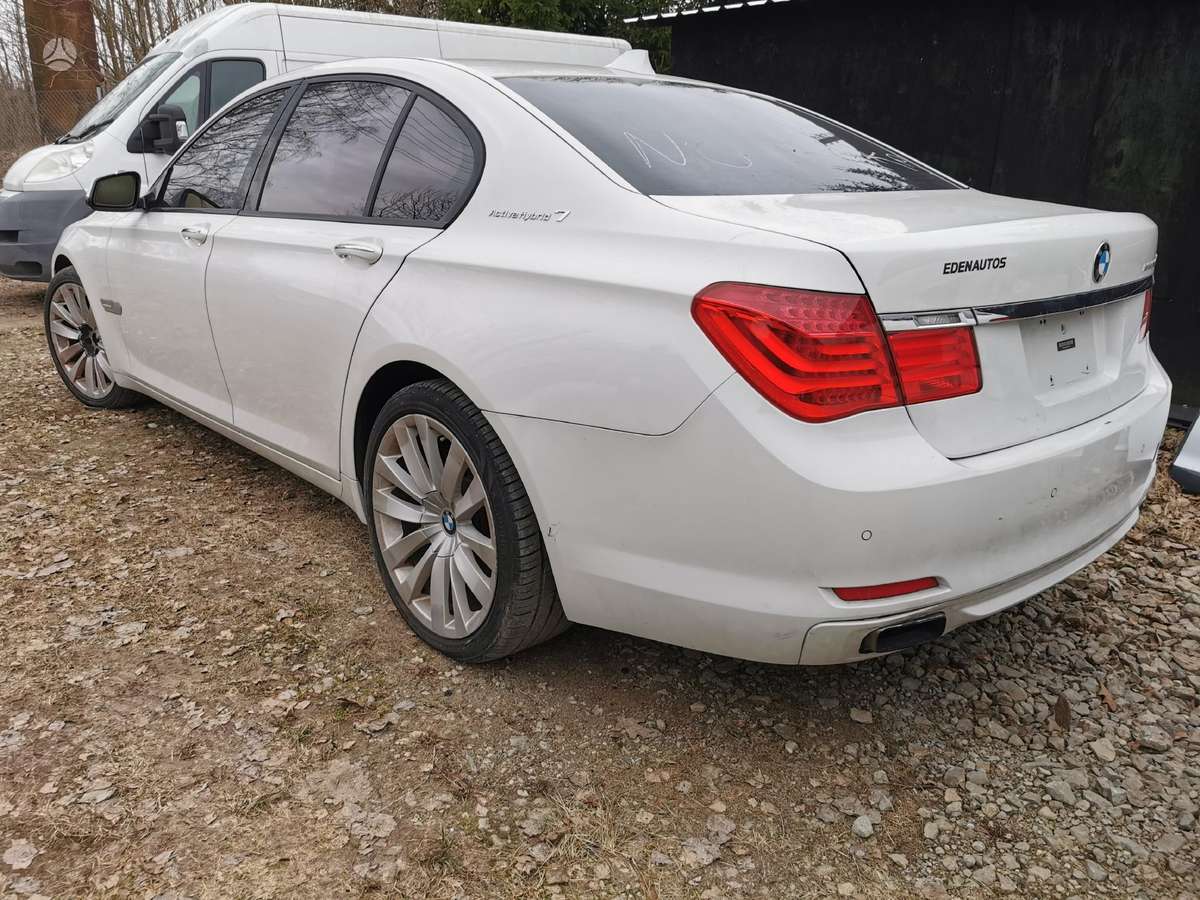 BMW 7 serija