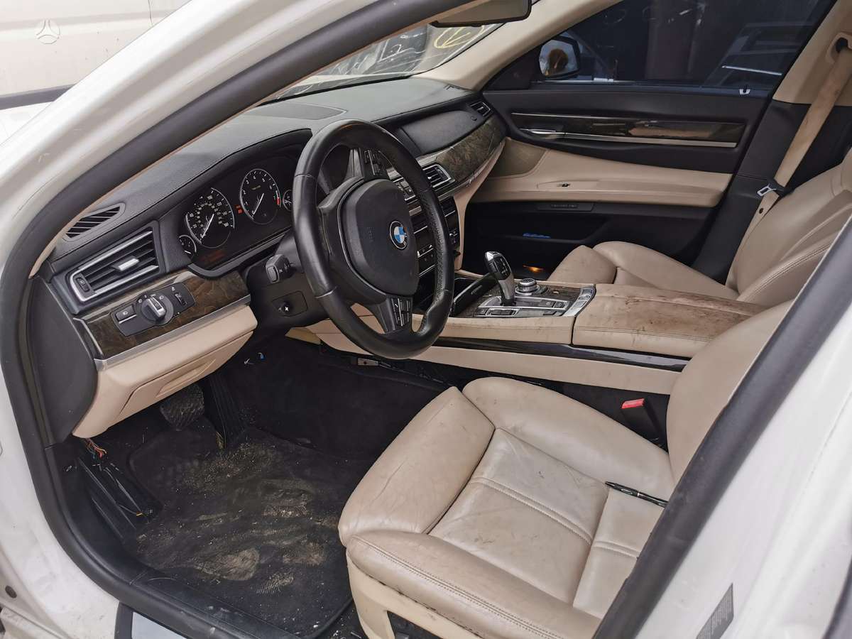 BMW 7 serija