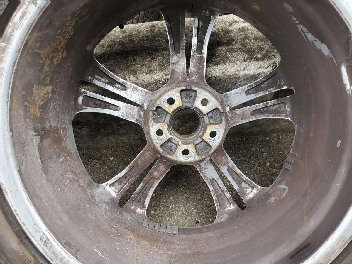 Audi A6, lengvojo lydinio, R20