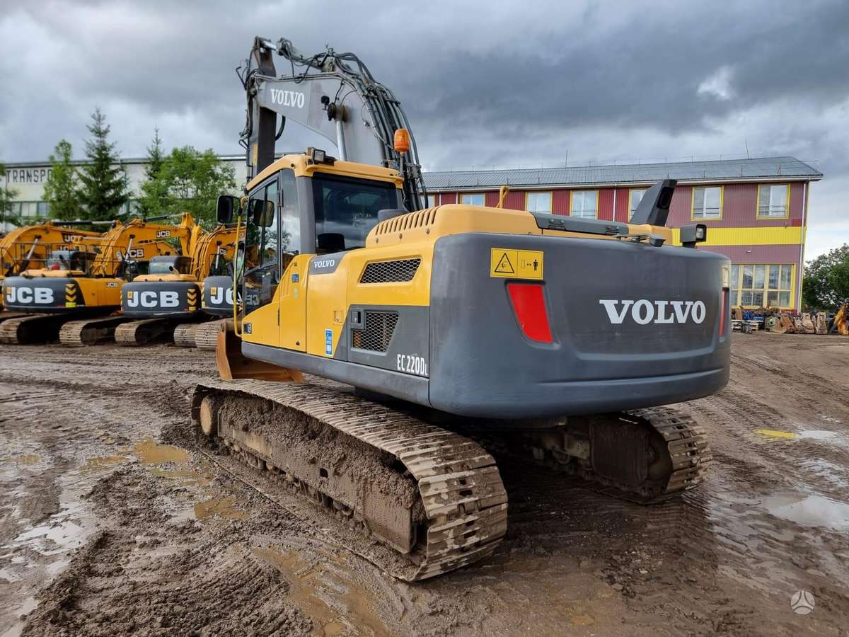 Volvo EC220 D, экскаваторы