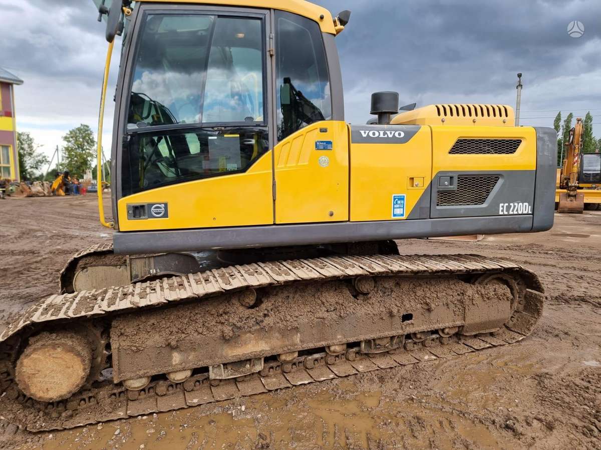 Volvo EC220 D, ekskavatoriai
