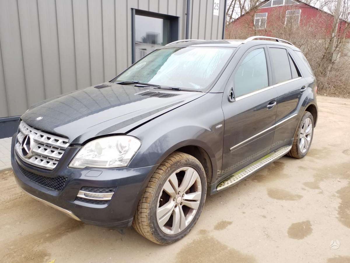 Mercedes-Benz ML350 dalimis